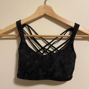 Lululemon free to be wild bra